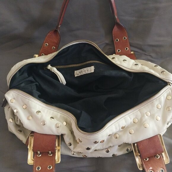 BD&E purse - Picture 4 of 4